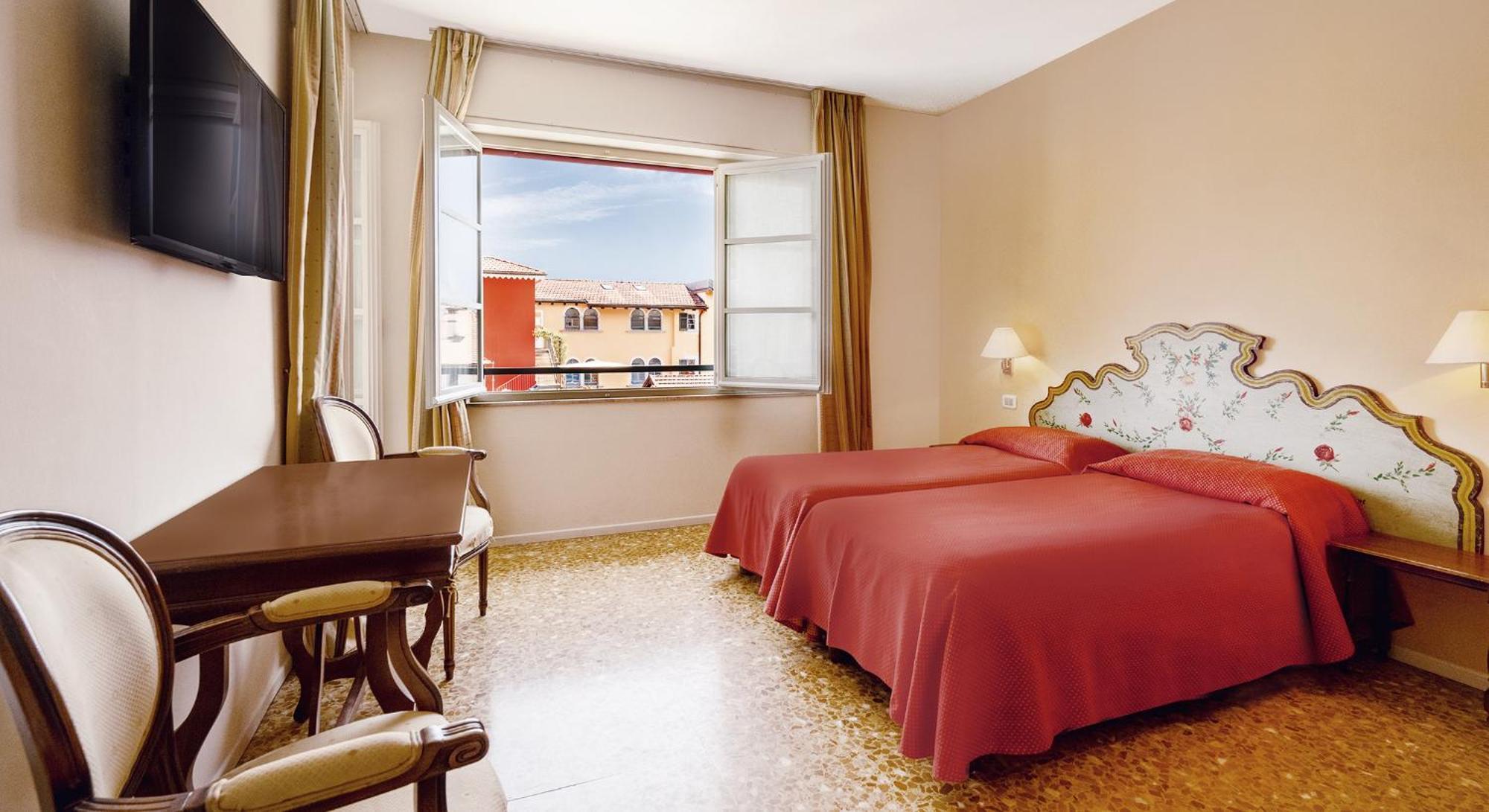 Aparthotel Residenza Dei Fiori Cannero Riviera Exteriér fotografie